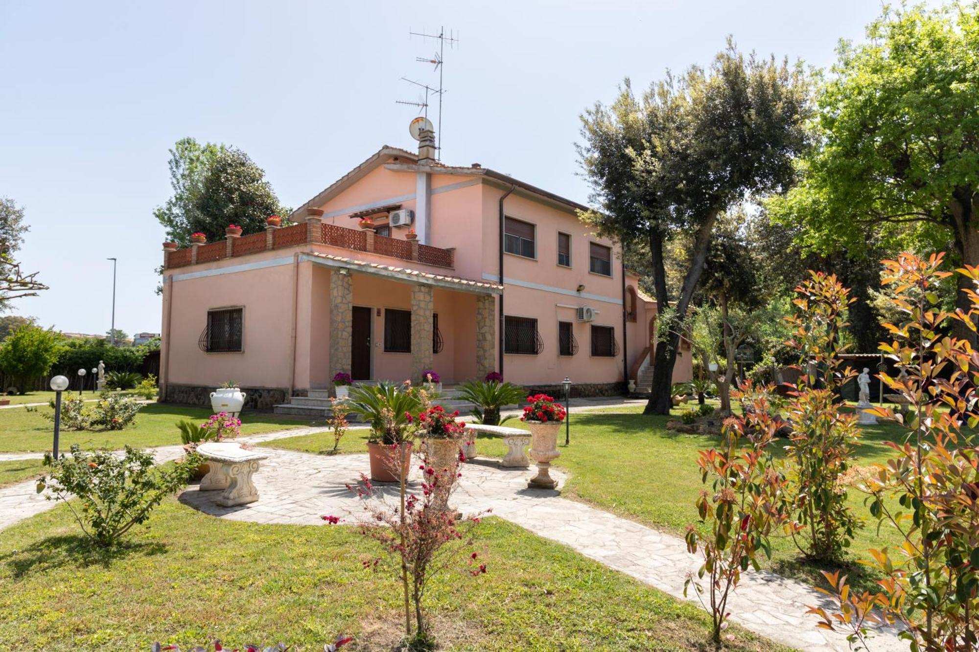 Villa Ninfa Alburnea Anzio Exterior foto